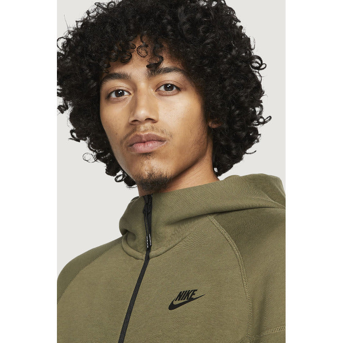 Nike Men Sweatshirts